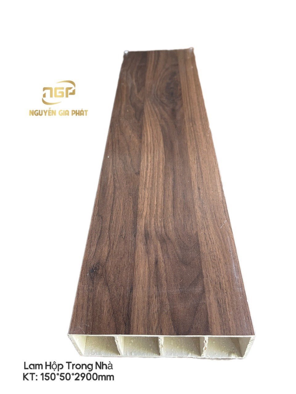cột lam gỗ nhựa A17