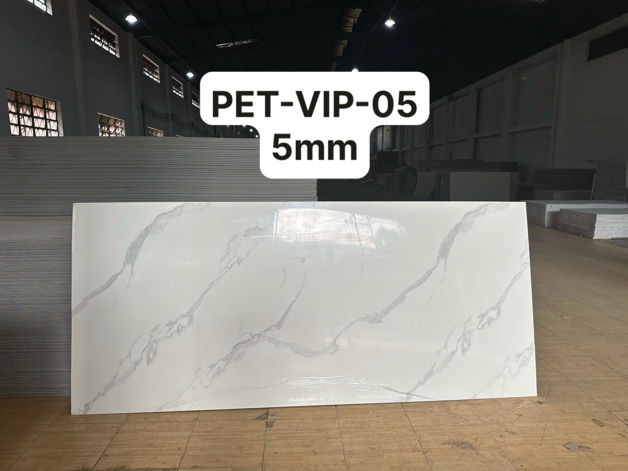 tấm ốp sợi than tre pet-vip-05